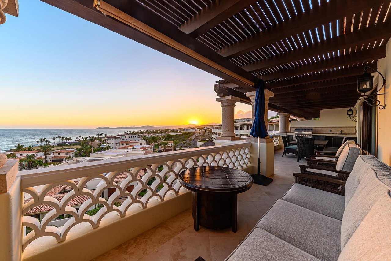  El Encanto Penthouse w/ Garage Phase II Olas 302, San Jose del Cabo