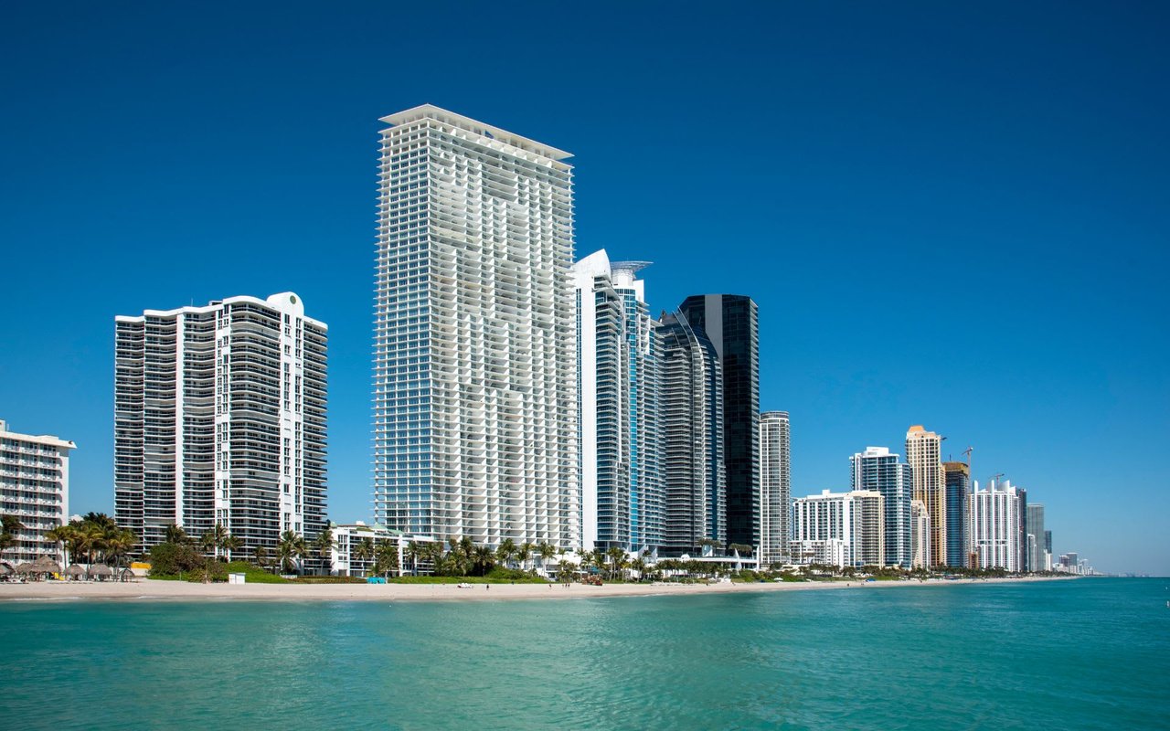 Florida's New Condo and HOA Laws: You Need to Know in 2025