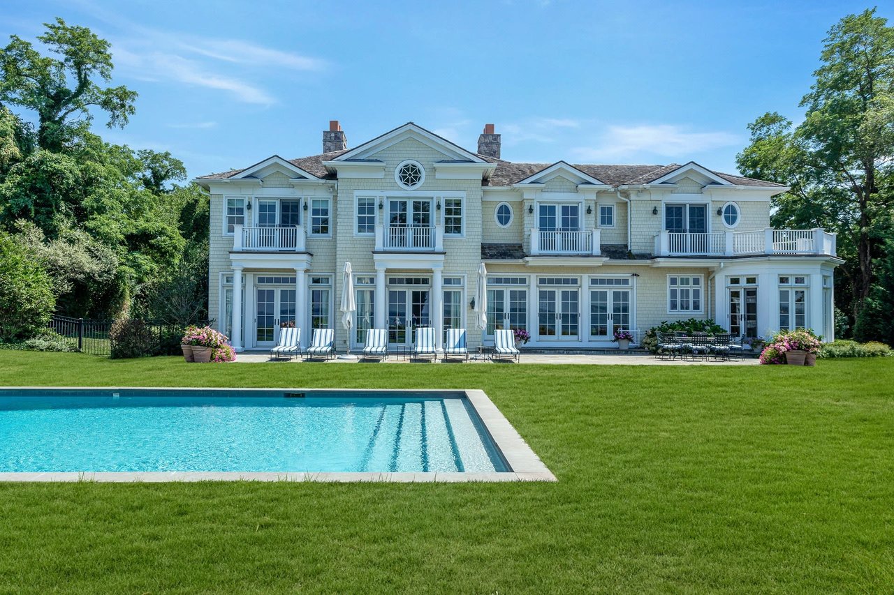 26 Hoffstot Lane