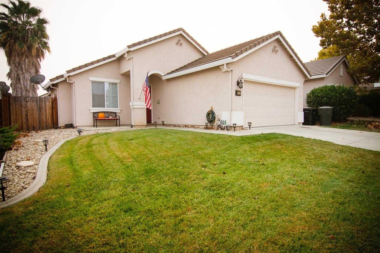 5716 River Birch Place