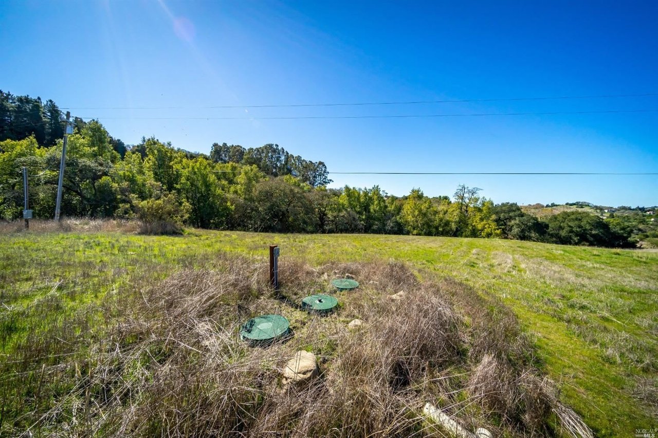 5289 Sonoma Mountain Rd