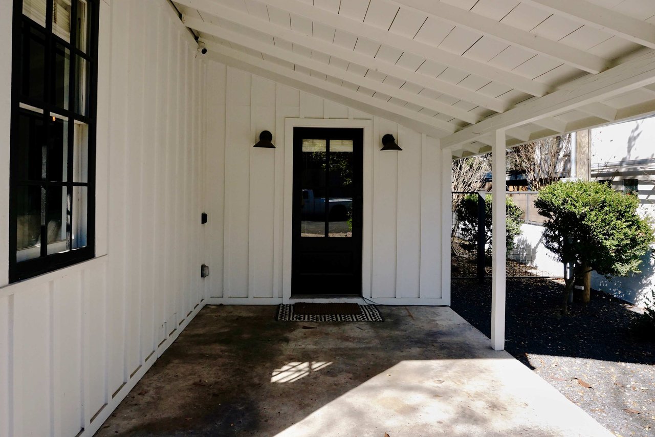 Charming Bouldin Creek Bungalow: Modern Upgrades in Prime South Congress Location