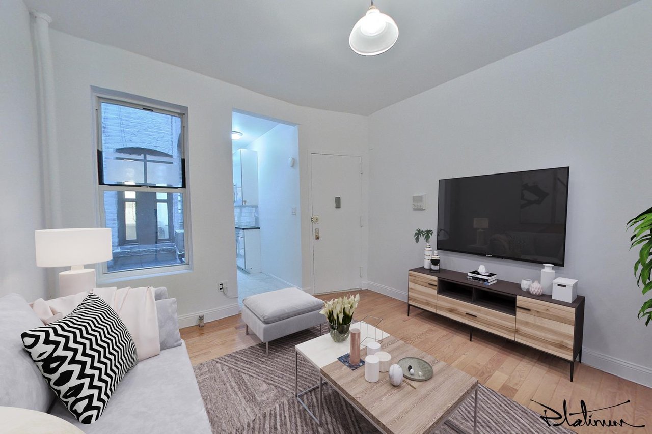 15 West 64th Street, Apt 2-B