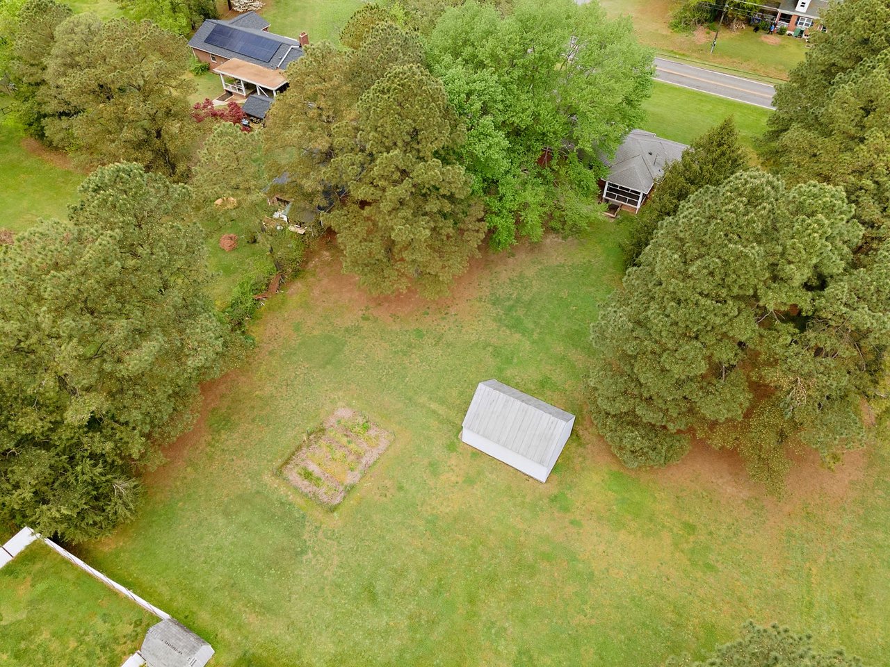 1127 Oakland Road