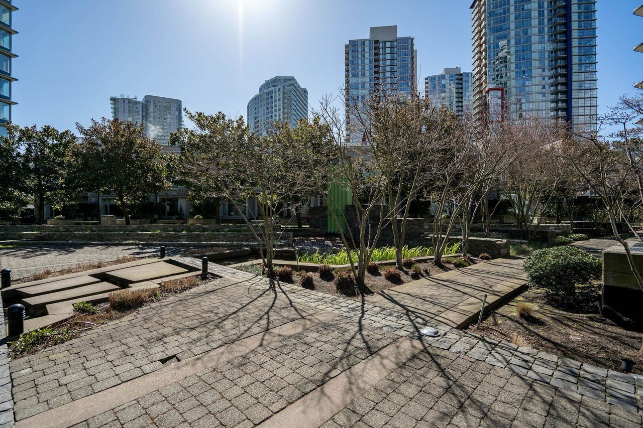 702-633 Abbott Street, Vancouver