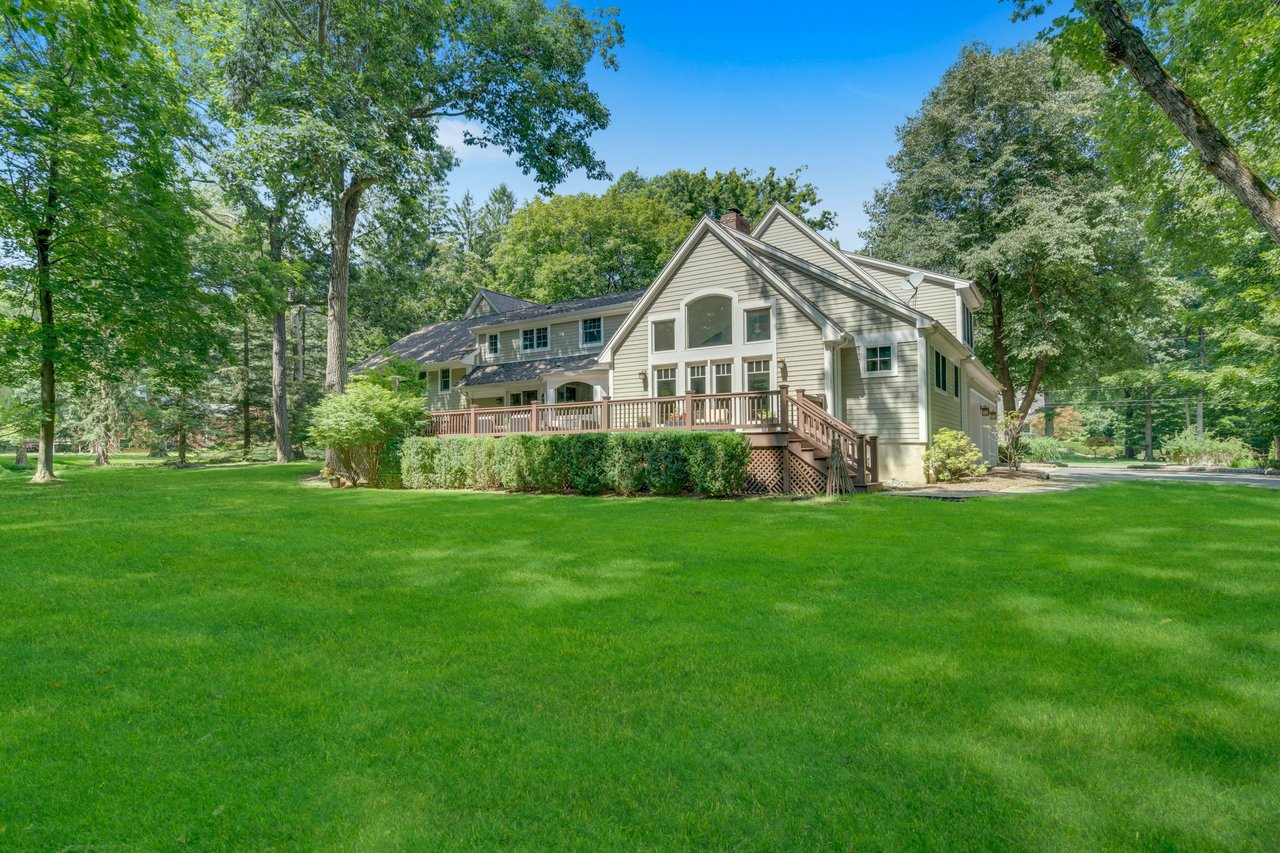 12 Split Rock Road