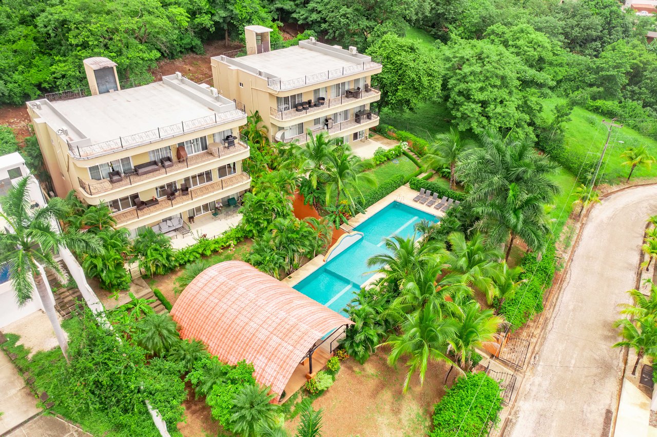 Maison Blanche | Exquisite condo in the exclusive gated community of Altos de Flamingo