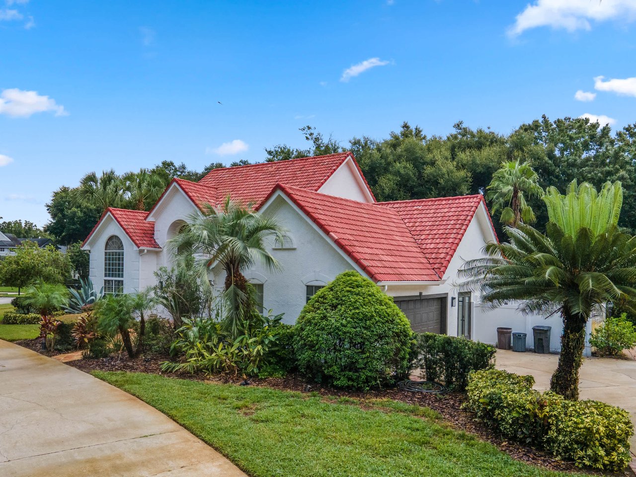 2563 CARTER GROVE CIRCLE