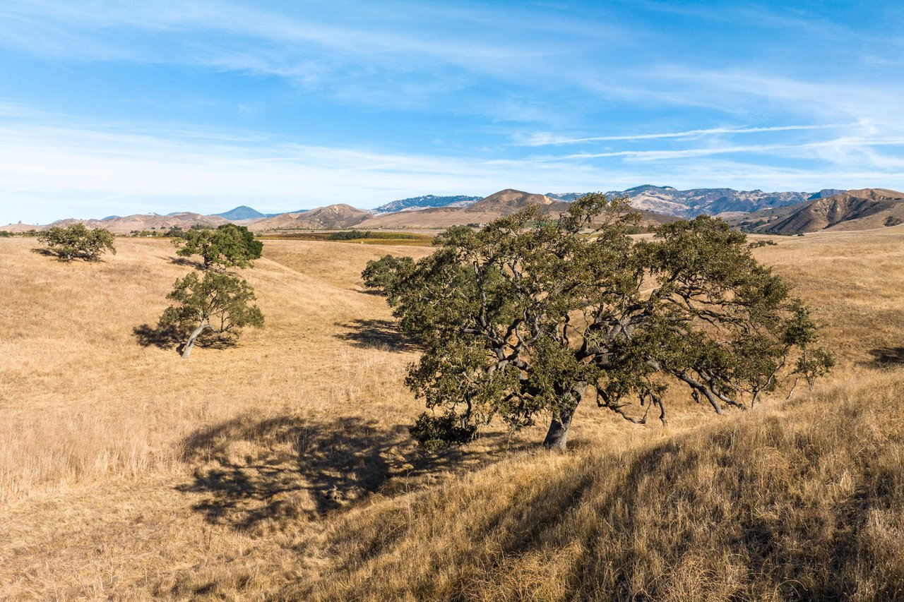 105+/- Magical Acres in Happy Canyon