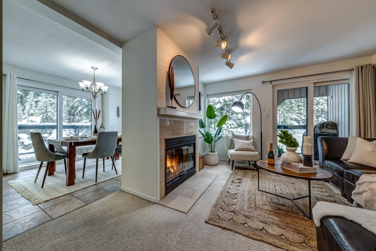 4-2548 Snowridge Cres