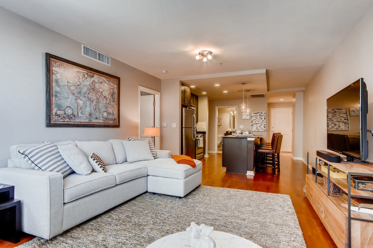 Just Listed: Modern Uptown Condo