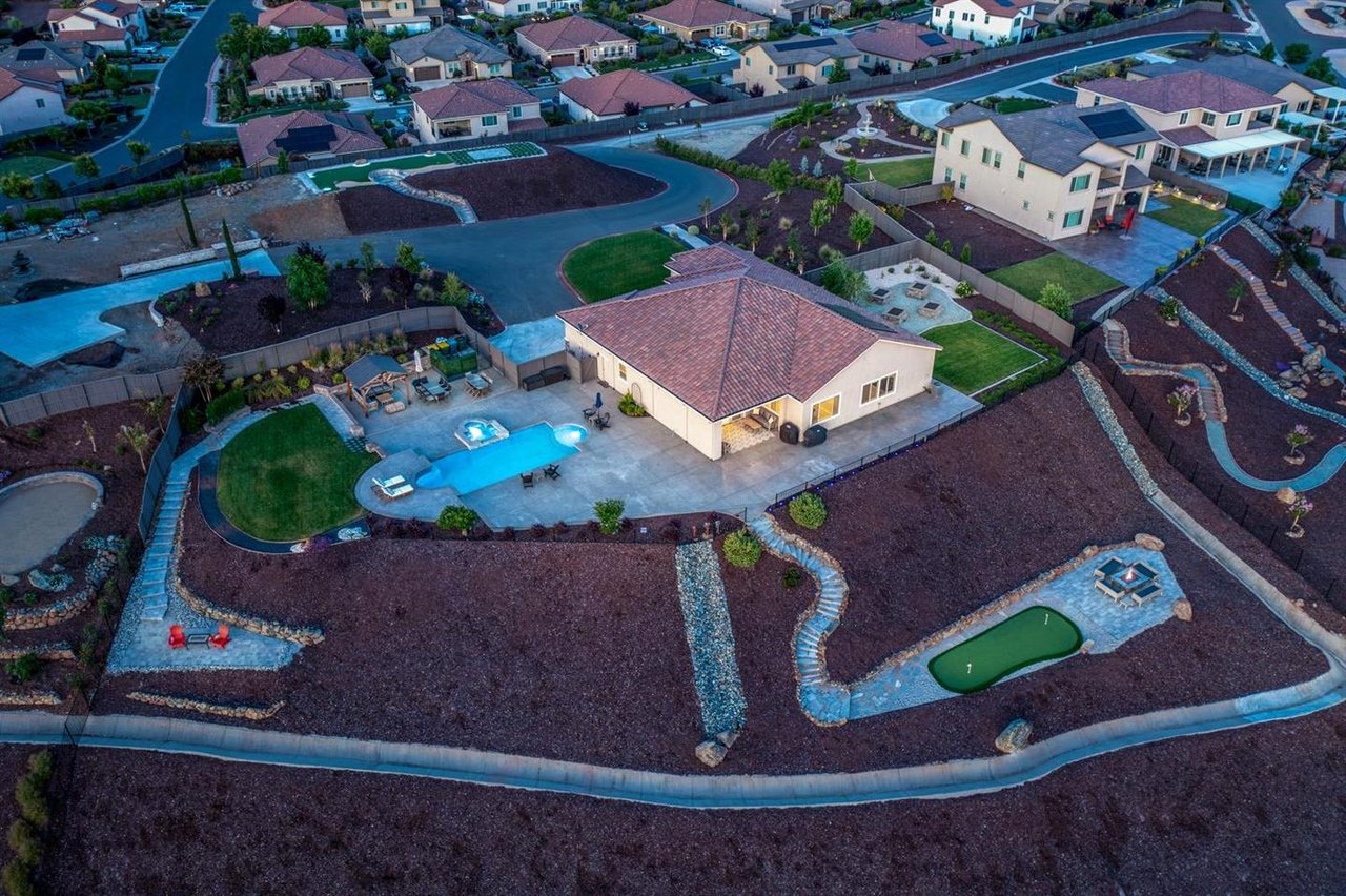 8516 Lilliput Way • El Dorado Hills • 95762