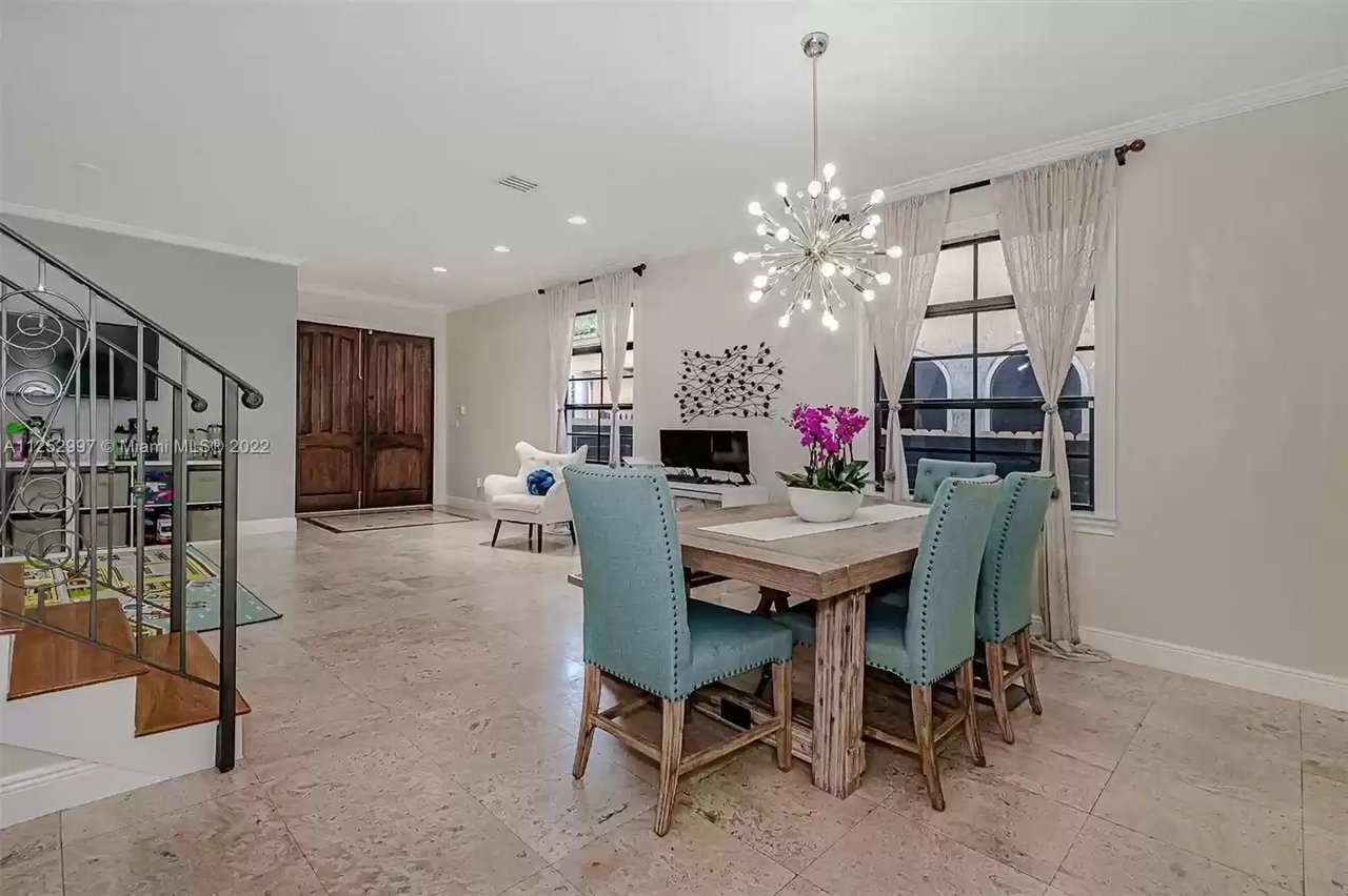2929 Day Avenue