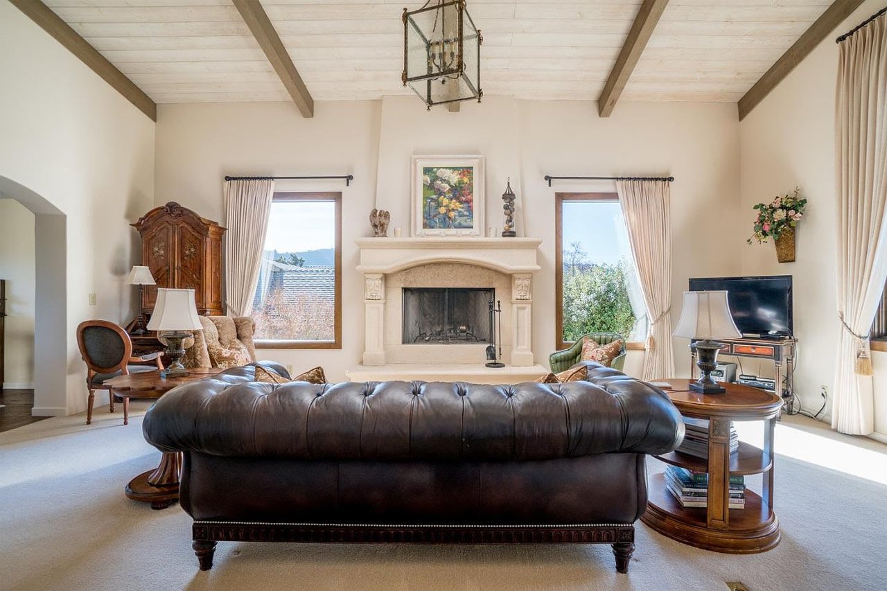 26269 Mesa Pl
