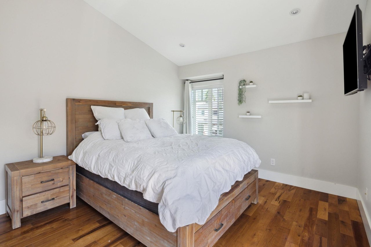 617 Mahon Avenue, North Vancouver
