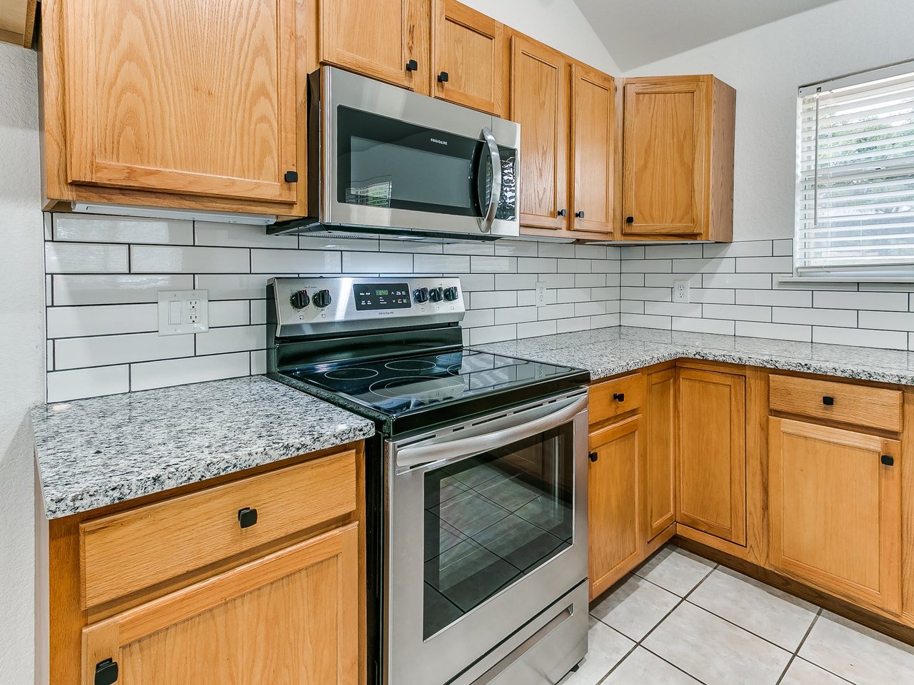 Kingston Hills Community- 1256 Kingston Rd