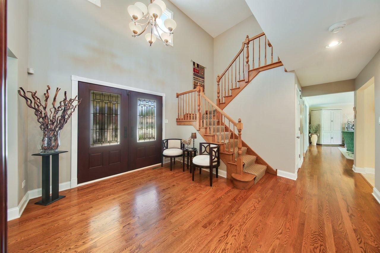 Beautifully Appointed Home Perfect For Entertaining