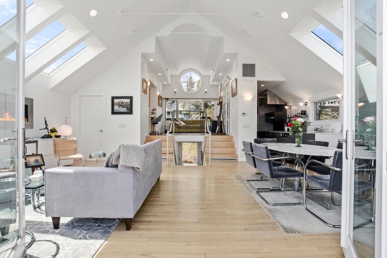 17 Meadow Lane