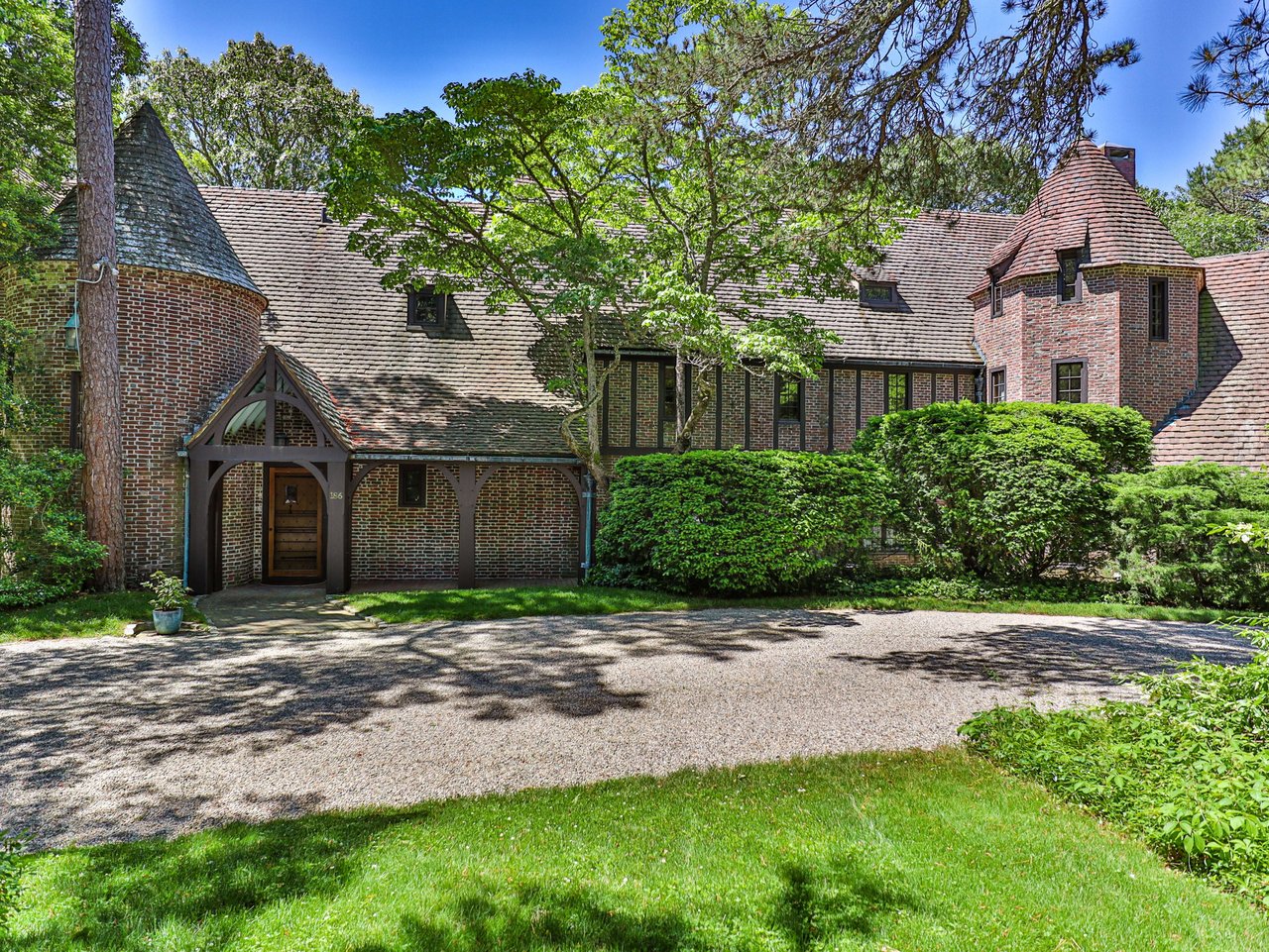 Waterfront Legacy Property on Oyster Harbors