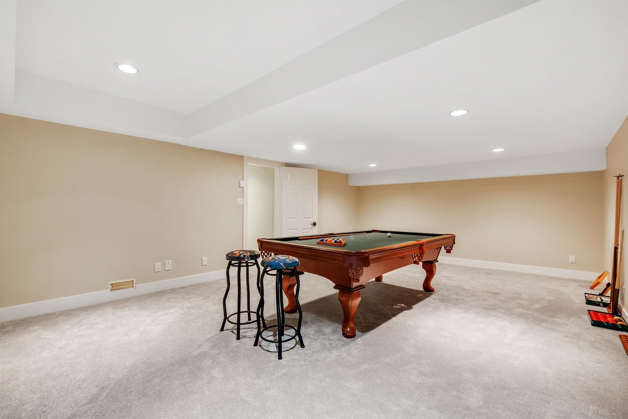 5625 Daffodil Ln