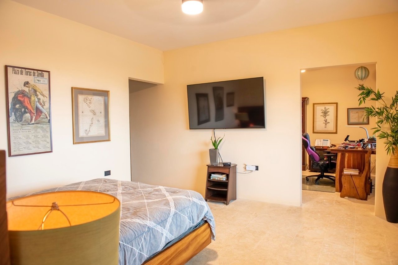 Tropical Villa with Guest Casita, Perez Zeledon, San Jose