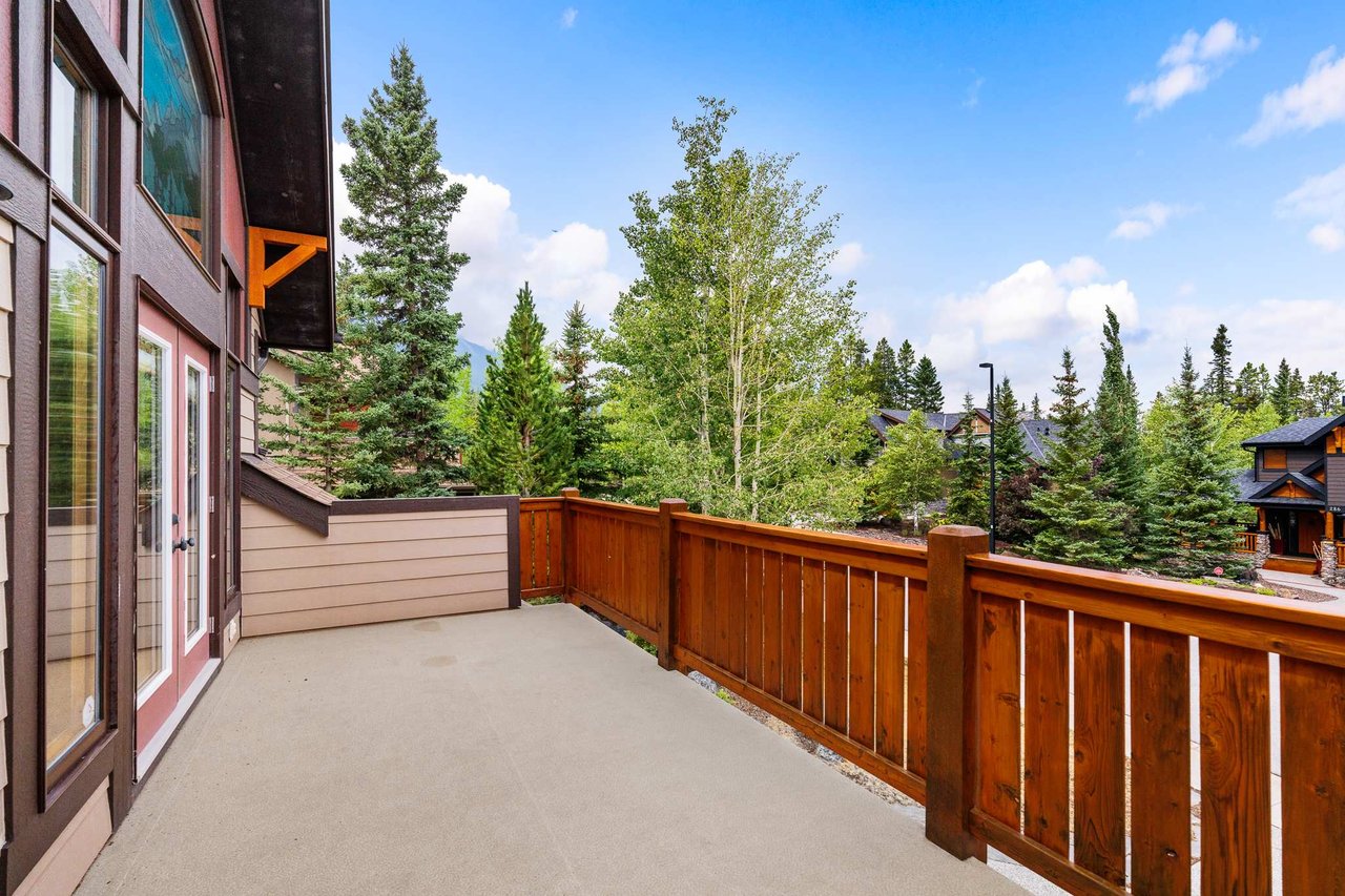 285 Miskow Close
