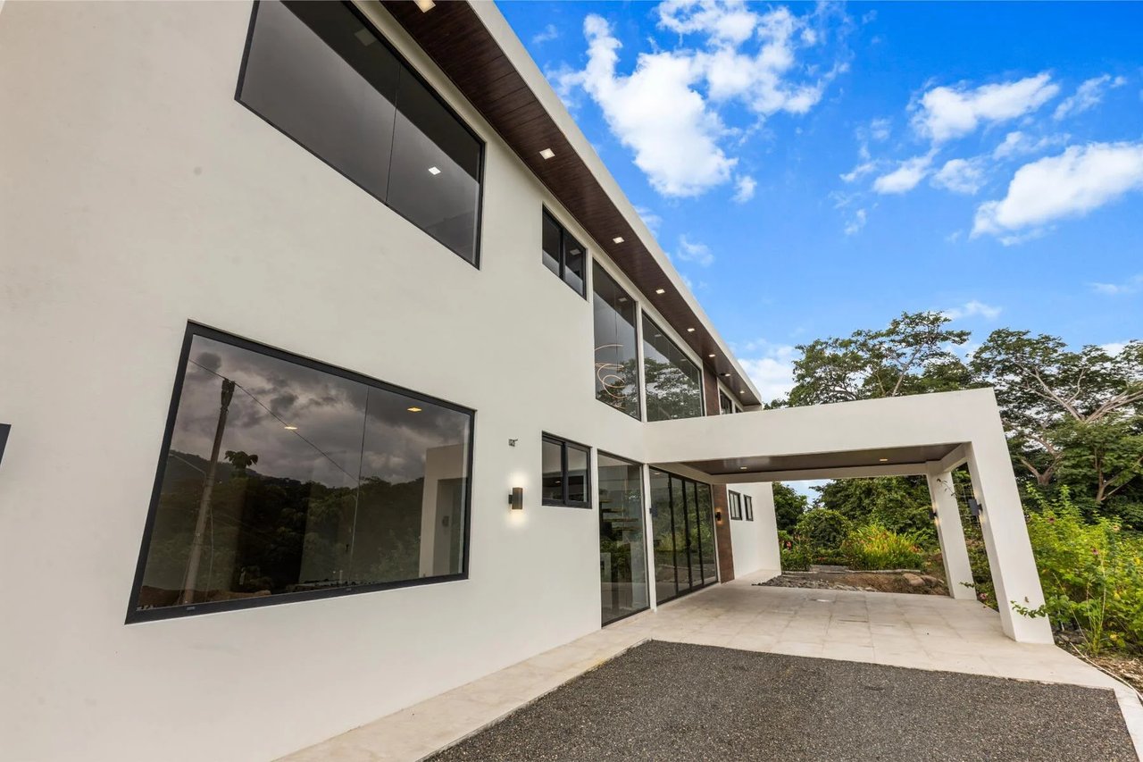 Luxury Ocean View Villa, Jaco, Puntarenas