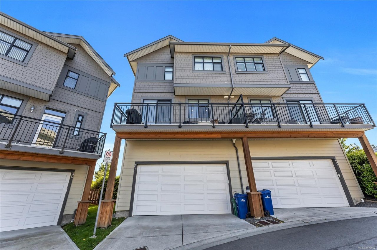 31-350 Latoria Blvd