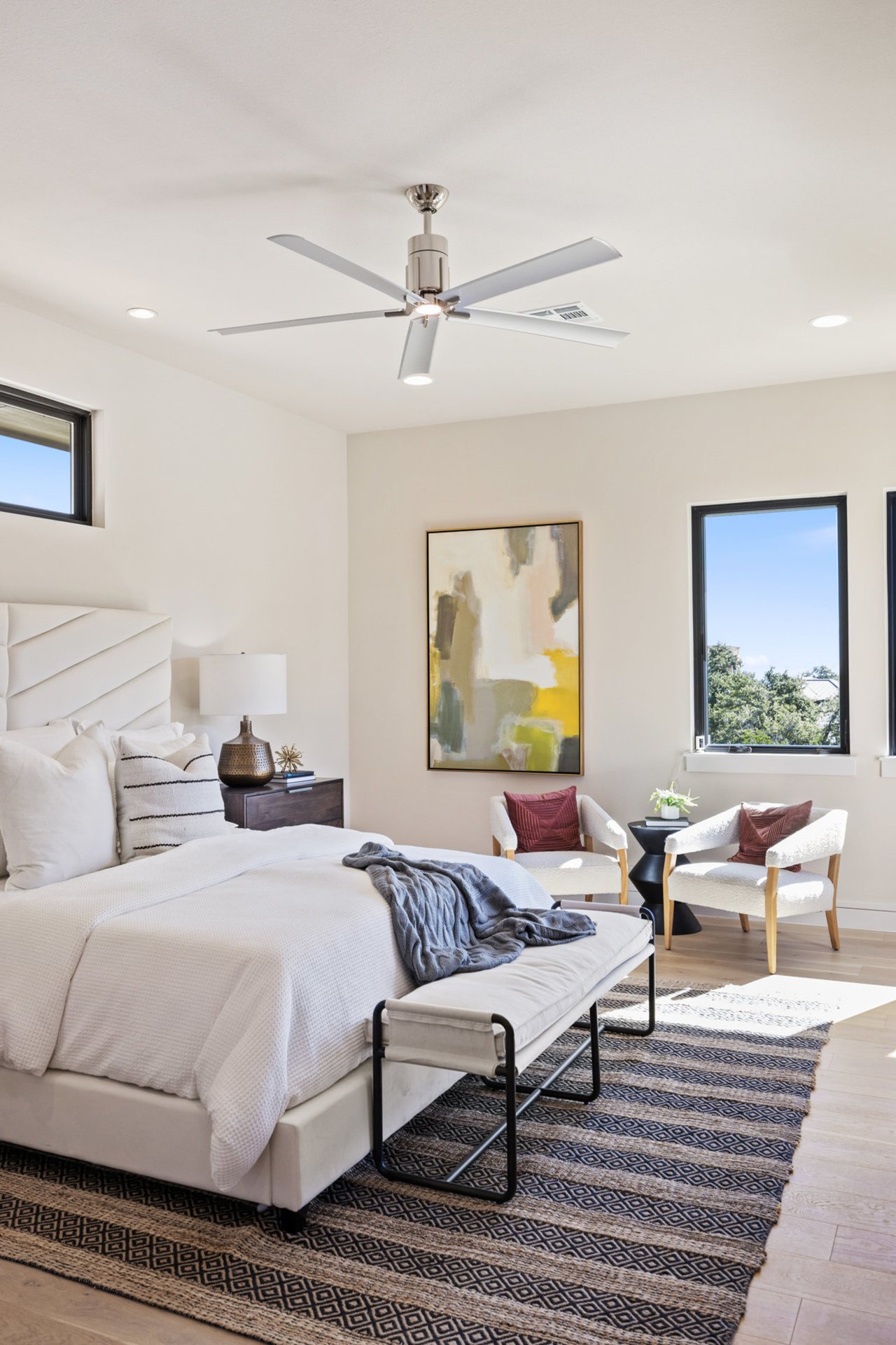 Bee Caves Single Story with Air Conditioned 2nd 2-Car Garage/ADU