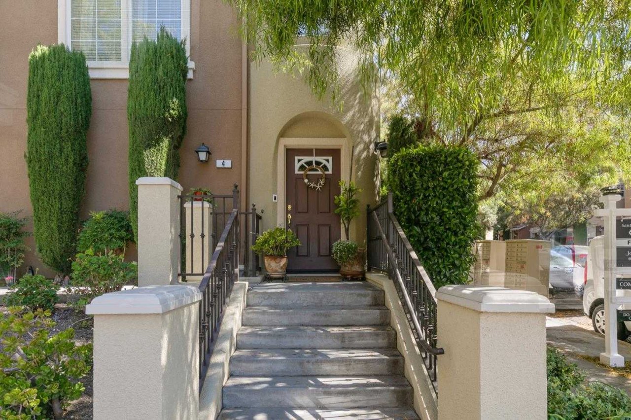 3425 Vittoria PL 4