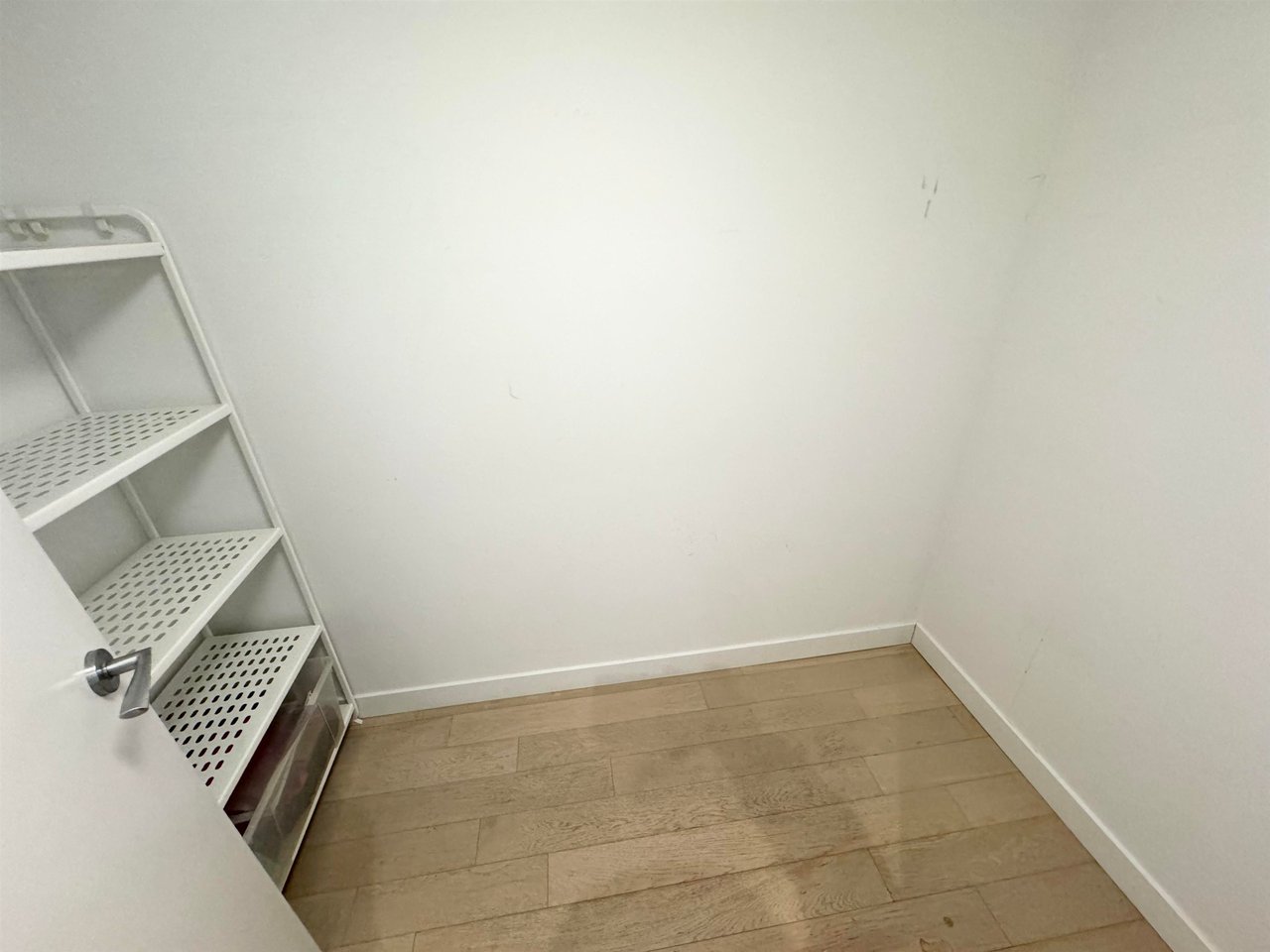 1607-2220 Kingsway, Vancouver