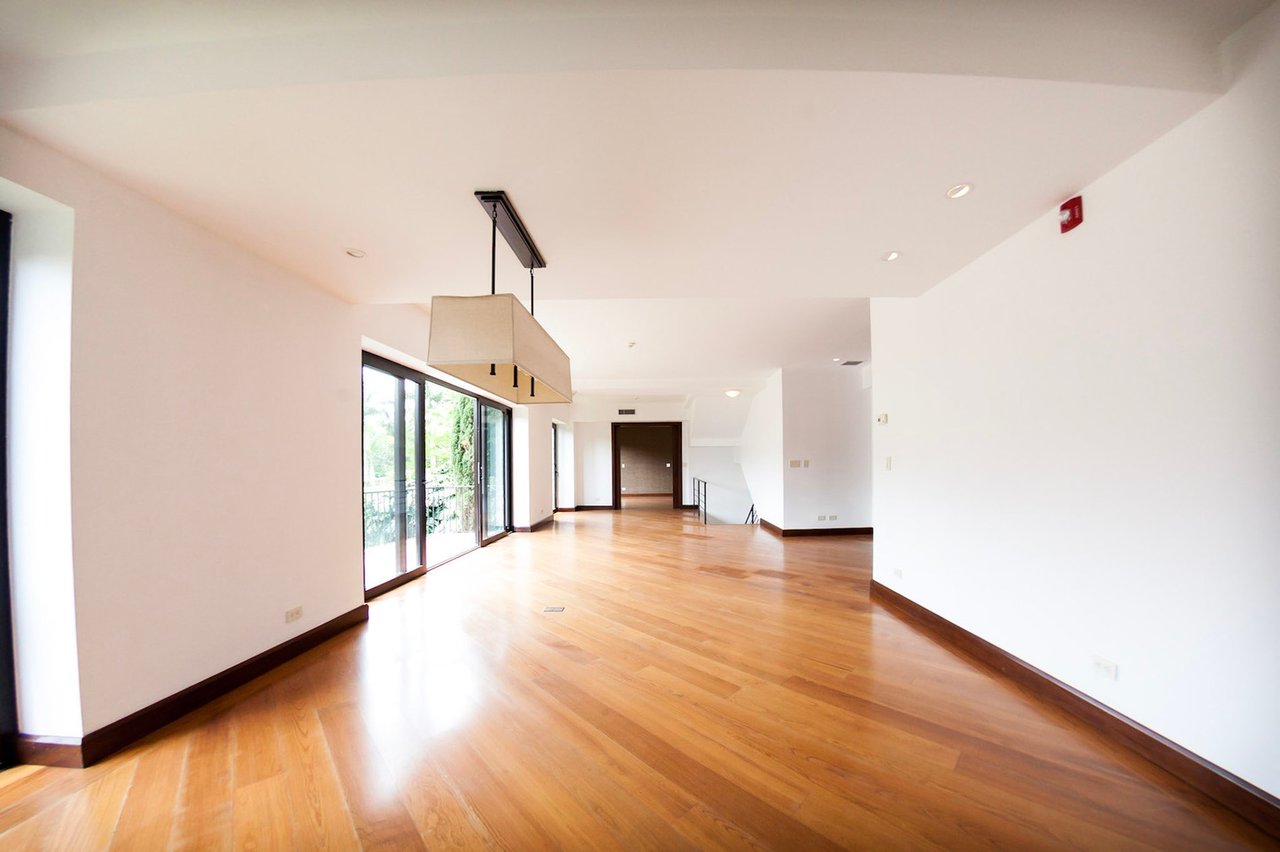 Private Garden Hillside Condo, Escazu, San Jose