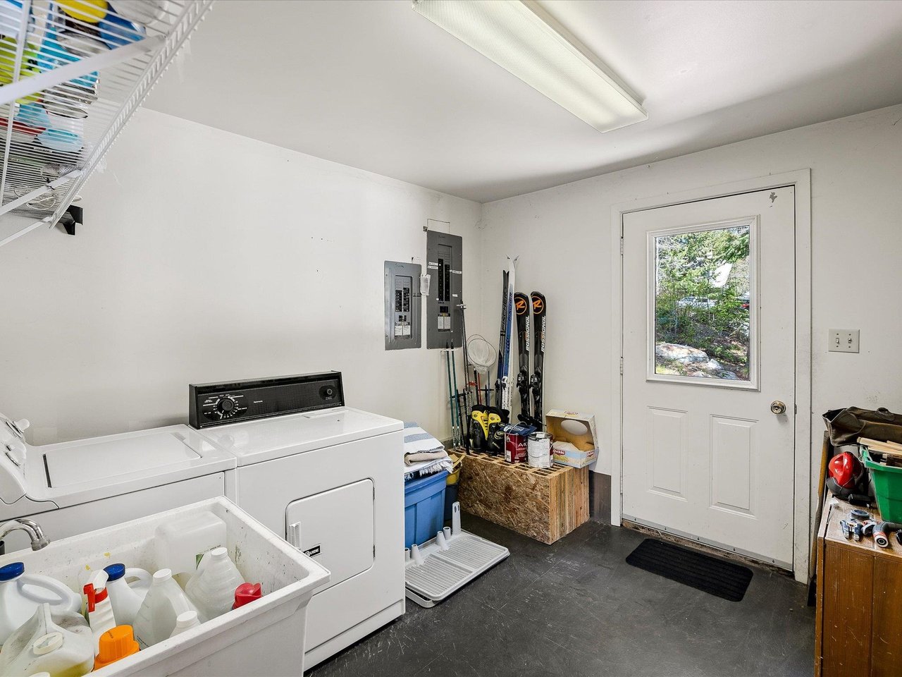 8609 Fissile Lane