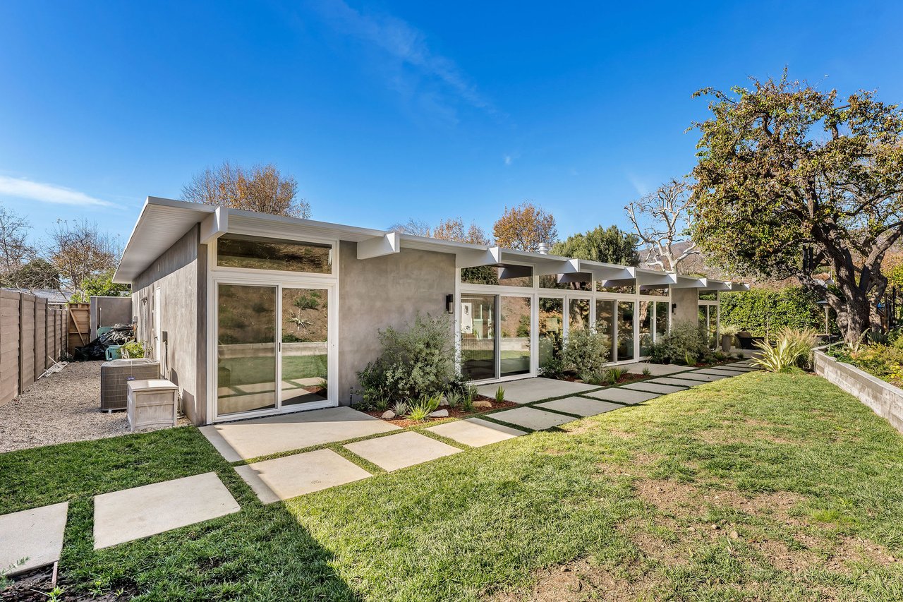 Malibu West Mid-Century Modern