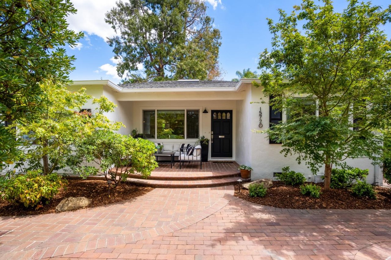 15720 Loma Vista Ave, Los Gatos, CA 95032-3637