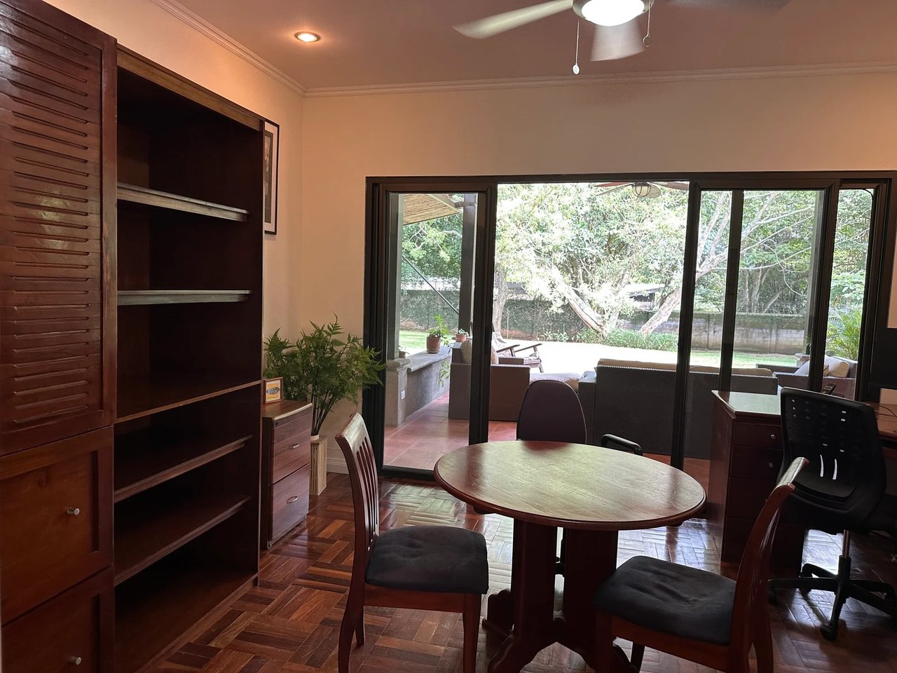 Single Level Golf Residence, Santa Ana, San Jose