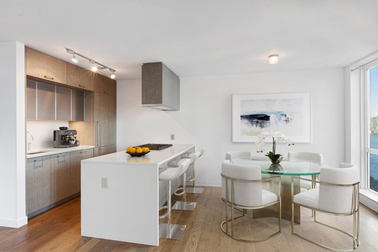 225 Rector Place, Apt PH-1A