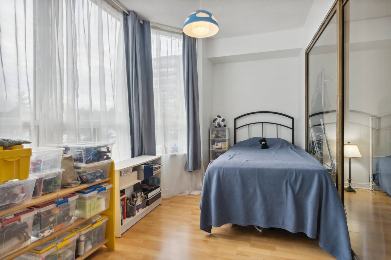 309 Major Mackenzie Drive East #217