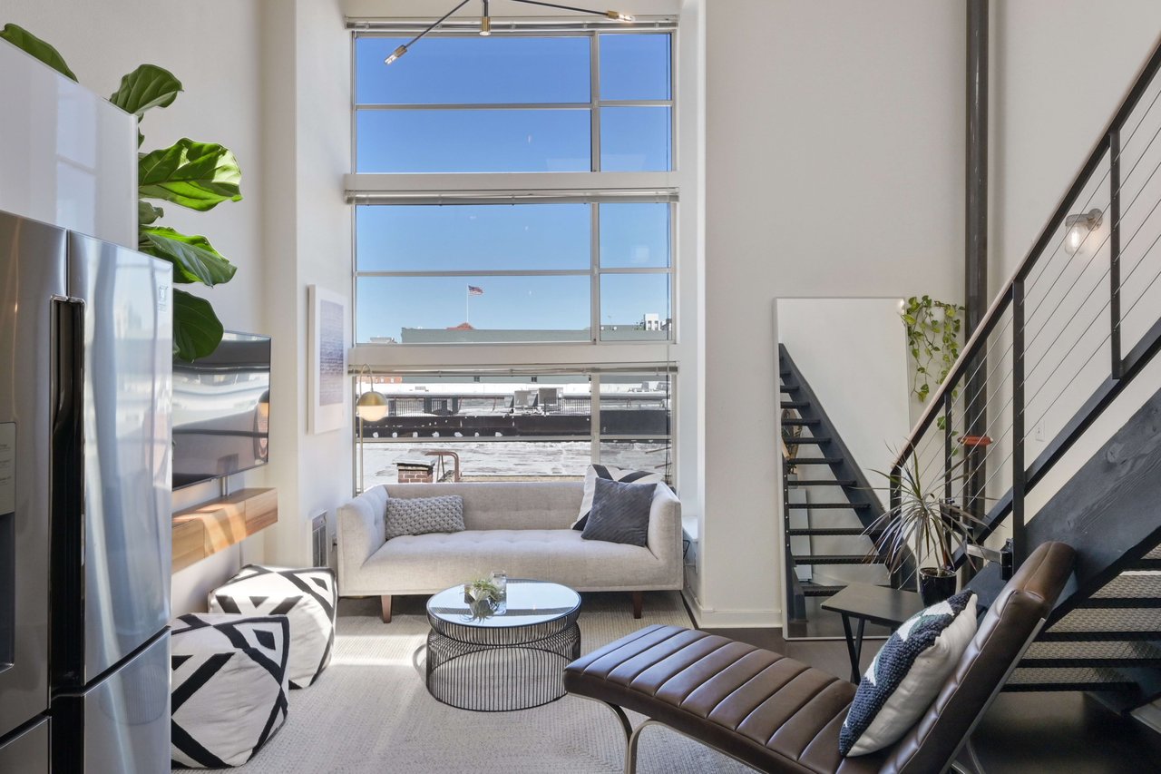 Stylish Loft Living on Coveted SOMA Street
