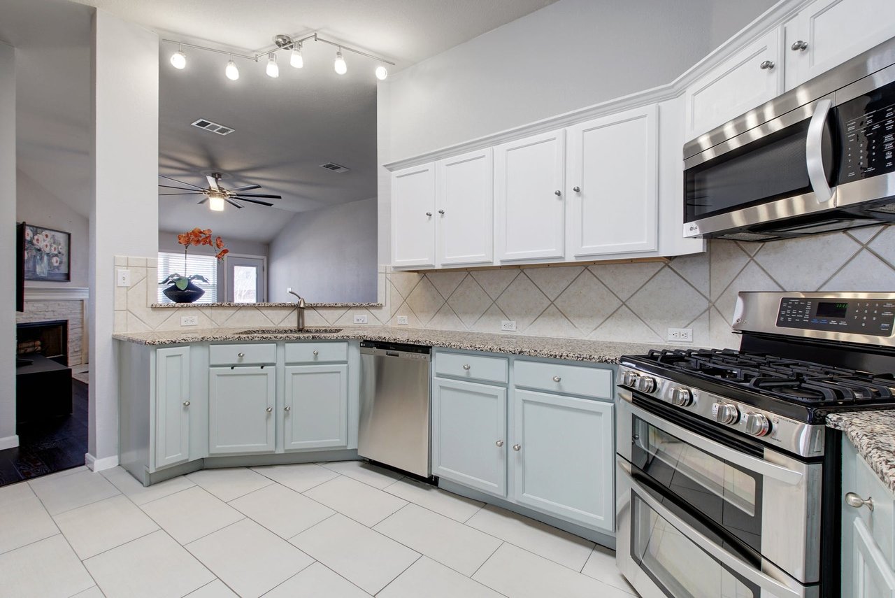2415 Candle Ridge Trl, Georgetown, Texas 78626