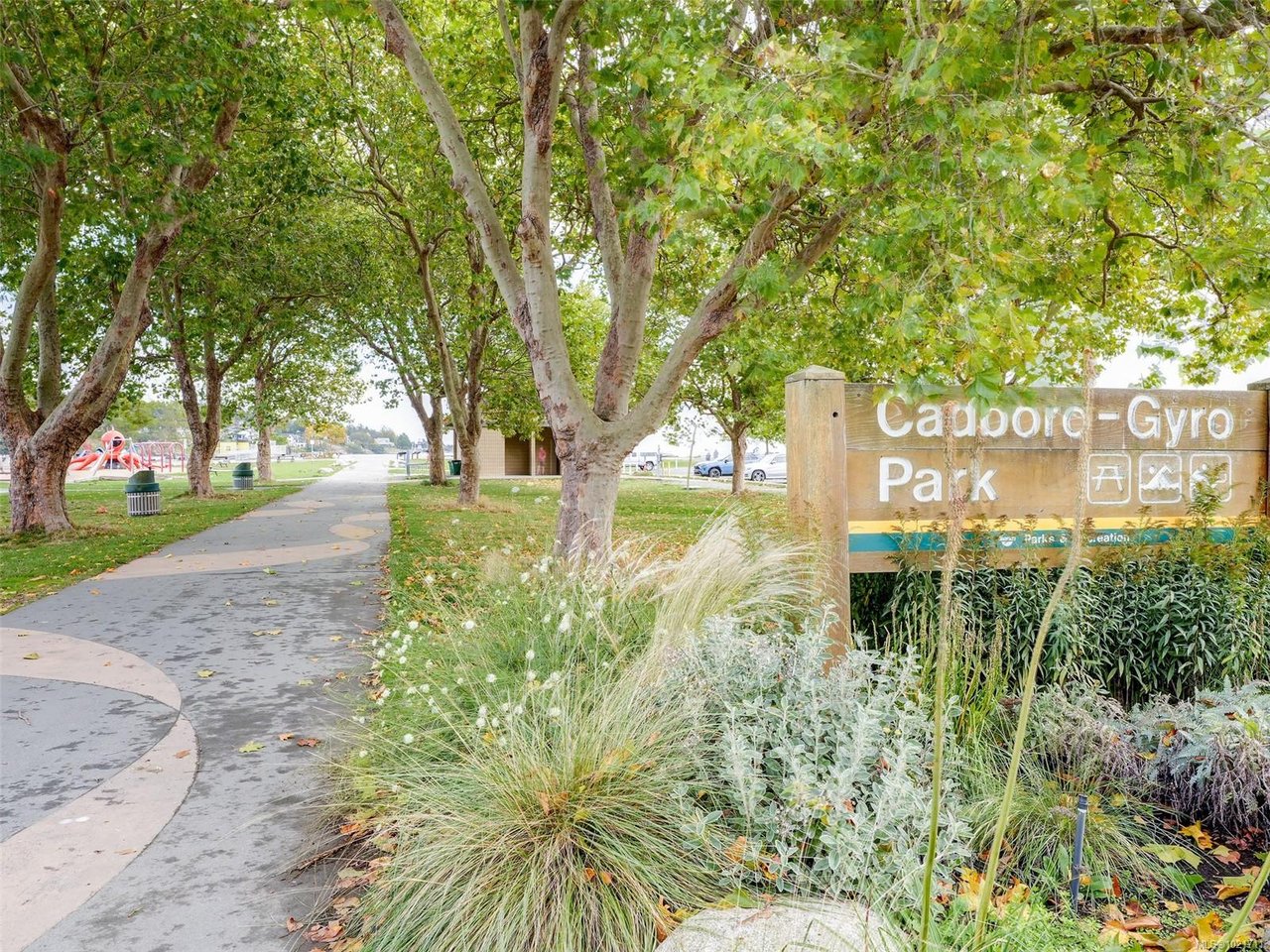 1-2573 Kilgary Pl