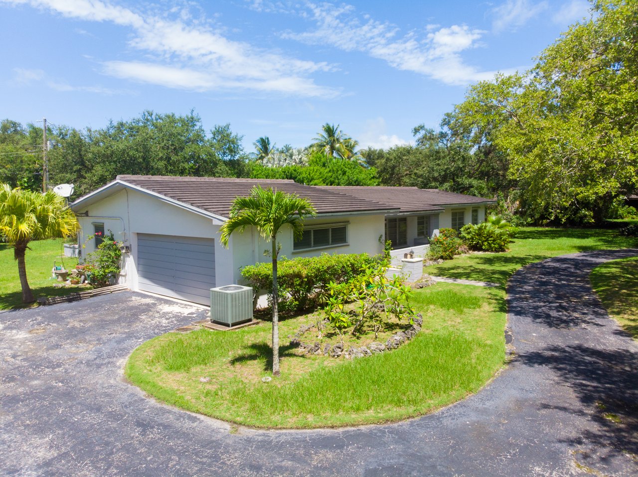 Pinecrest Opportunity for Build or Rennovate