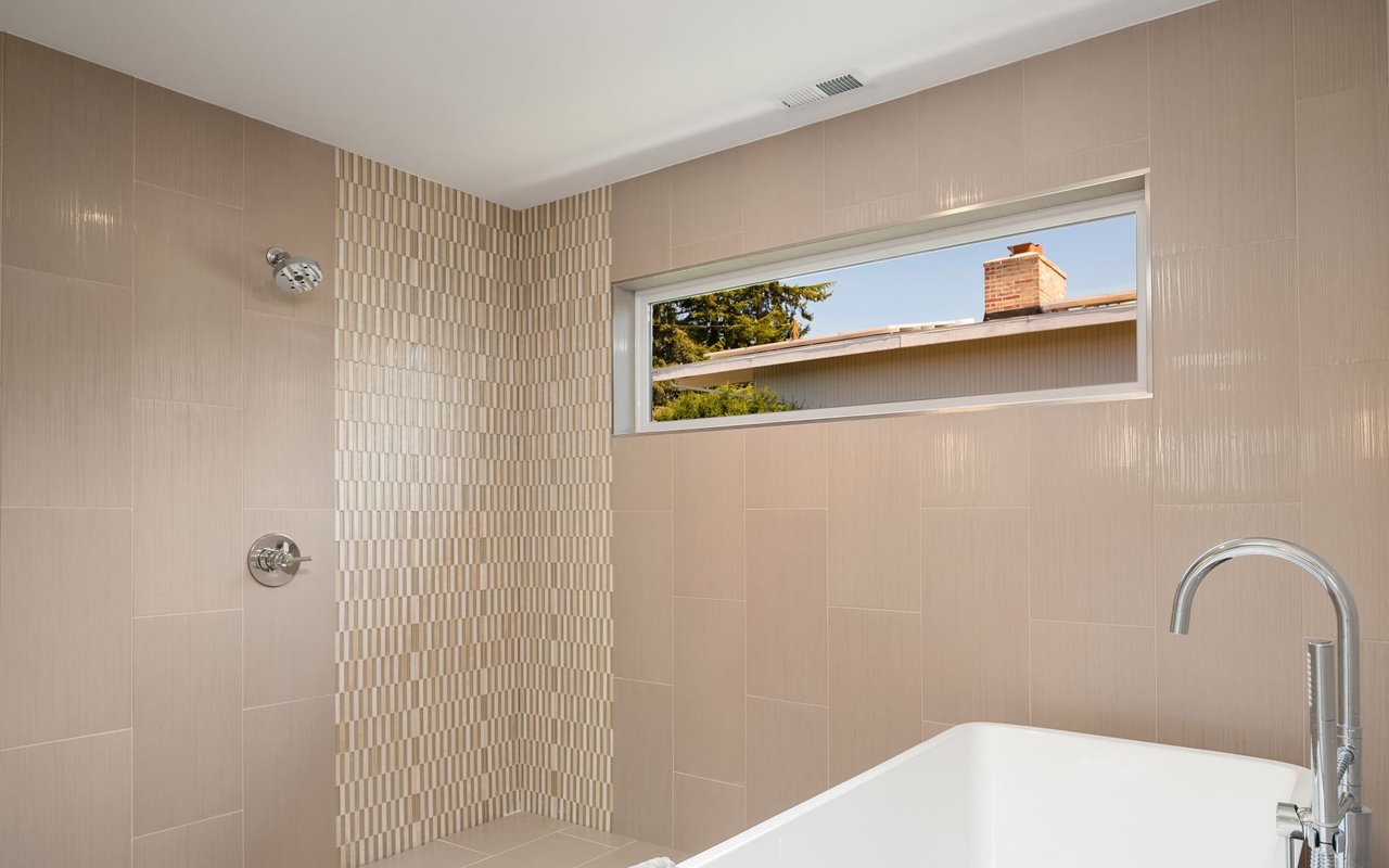 North Mercer Island Rebuild with Views