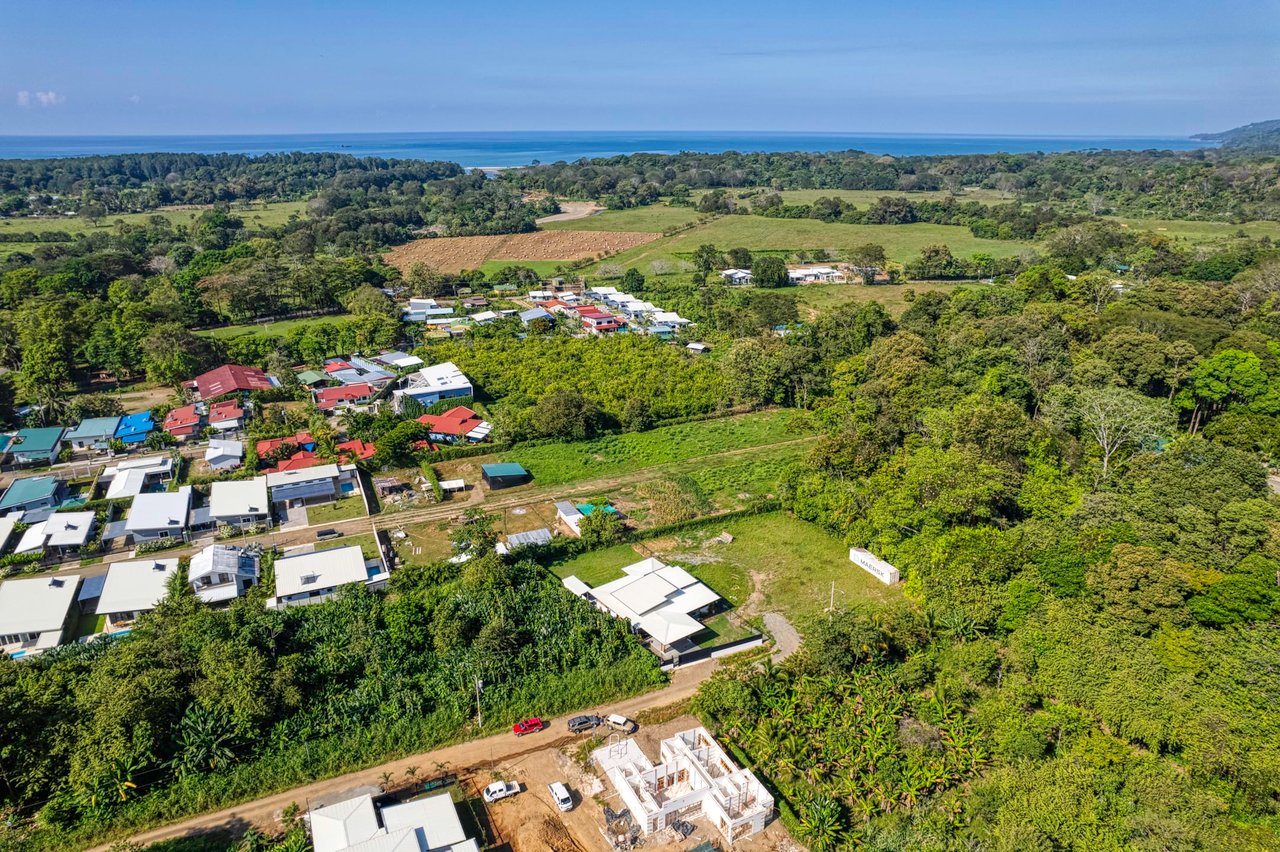 Luxury Beach House in Uvita