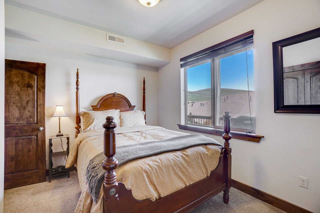 1291 W Black Rock Trail #H
