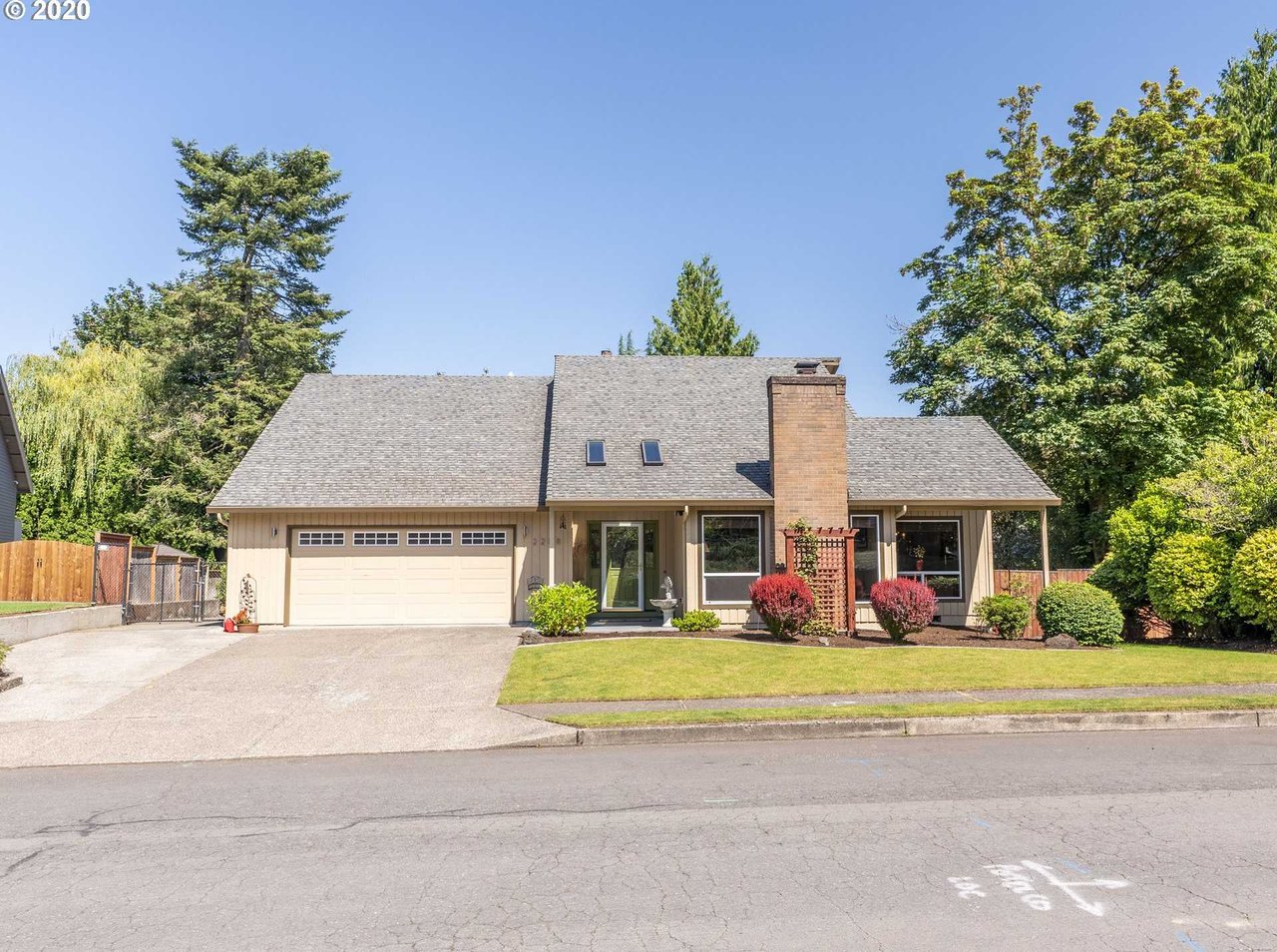 2288 SW EASTWOOD AVE