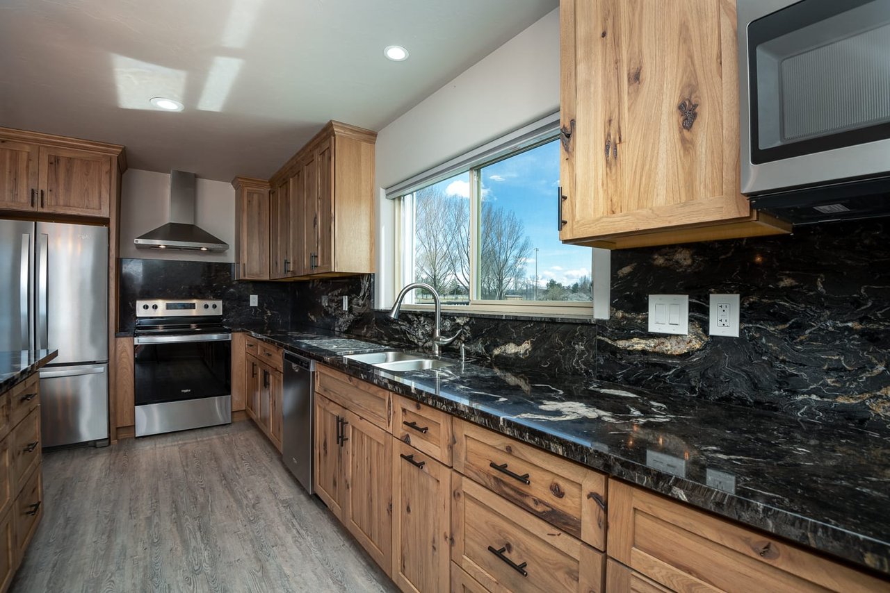 Remodeled Home with Land & Barn...Plus VIEWS