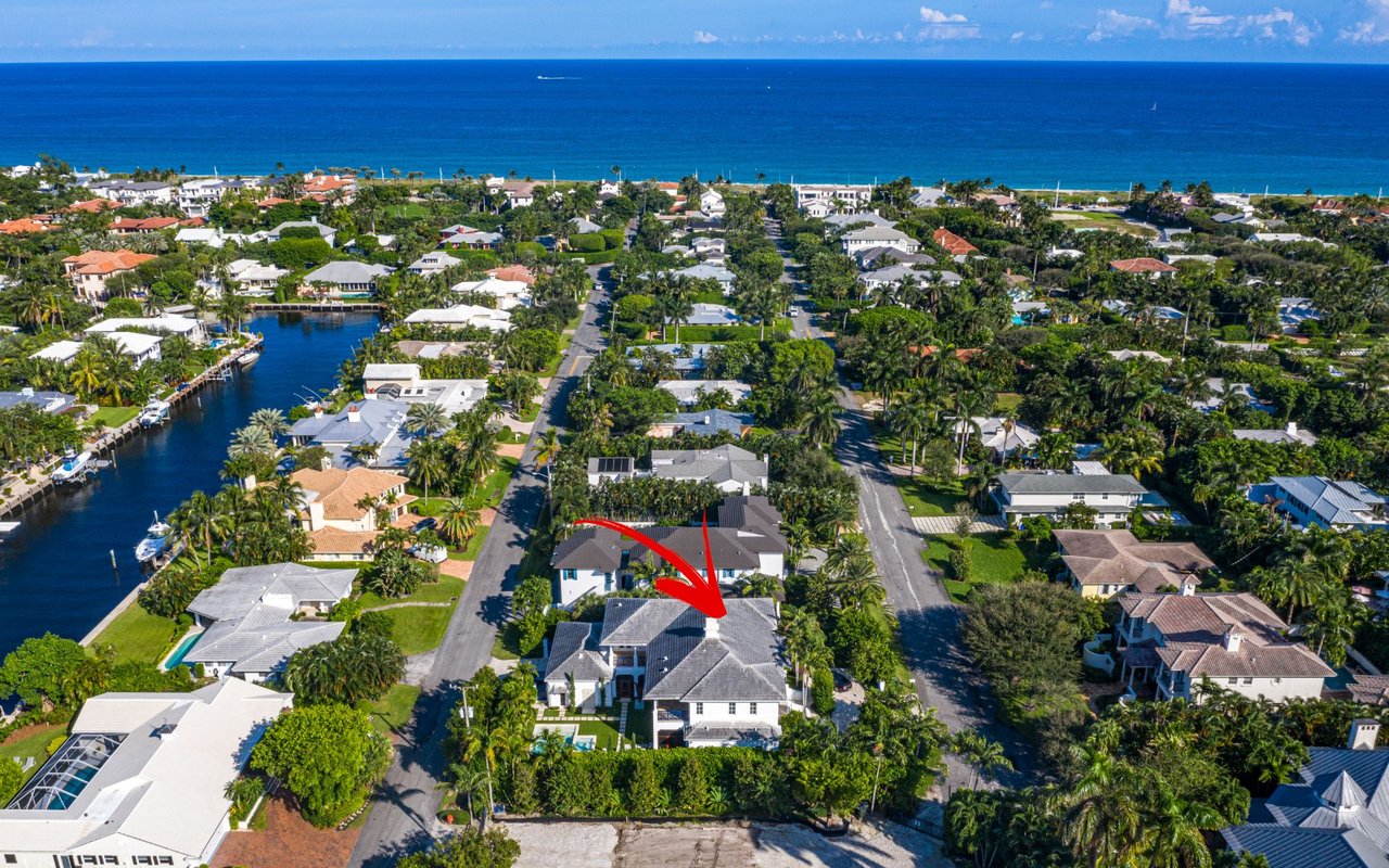 1041 Seaspray Ave