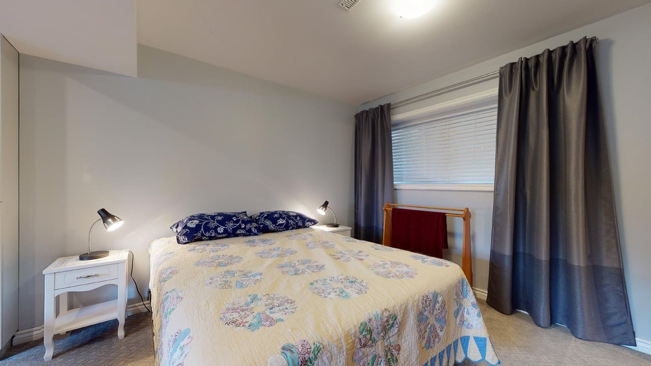 38240 Myrtlewood Cres