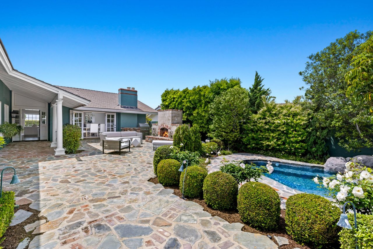 1425 Keel Drive